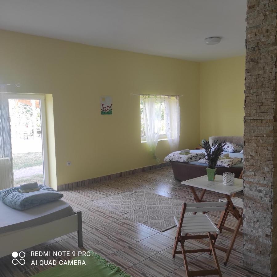 Appartamento Mirella33 Palić Esterno foto